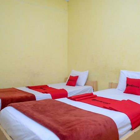 Reddoorz Near Pelabuhan Nusantara Parepare Exterior foto